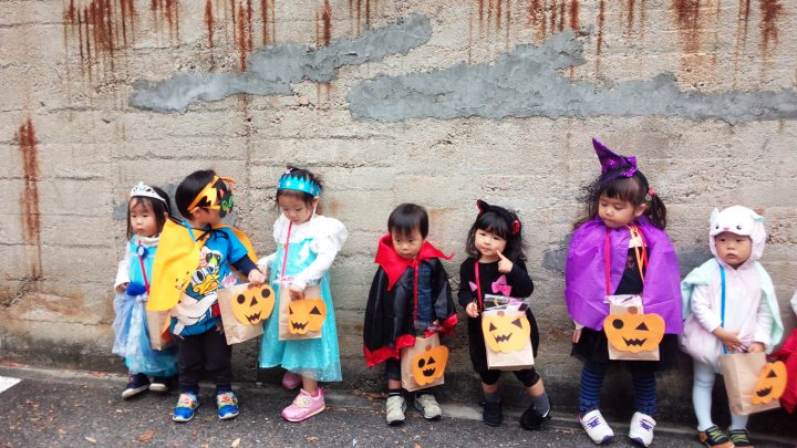 芦屋でハッピーハロウィン♪仮装をしてお菓子をゲットしよう！