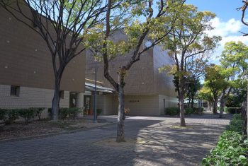 芦屋市立図書館