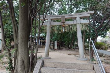 岩園天神社