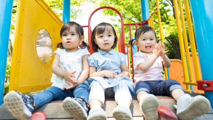 「公園だけじゃない！芦屋市で見つける“親子の居場所”ガイド」<br> ～園庭開放・子育てセンター・読み聞かせ・交流まで～